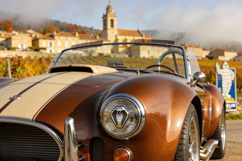 Exposition Autos Motos Véhicules de Collections Prestiges de Toutes Marques