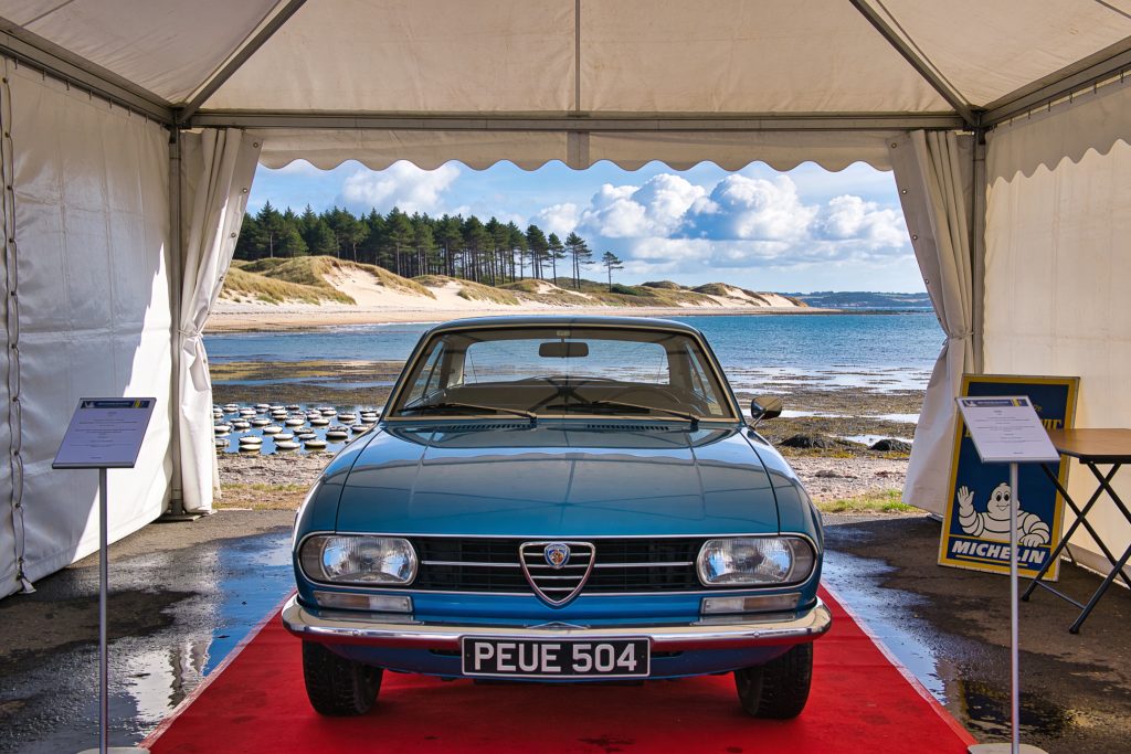 Rassemblement de Véhicules Anciens Autos/motos