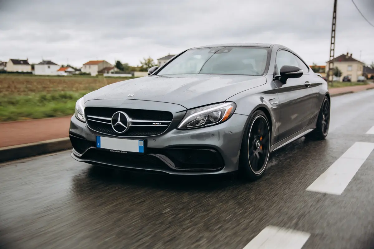 Mercedes AMG C 63 AMG : Performance, luxe et Émotion !
