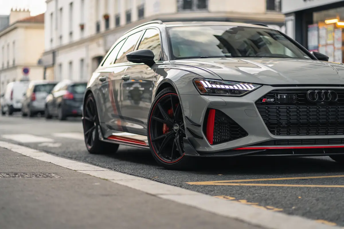 Découvrez l’exclusivité de la RS6 GT : Performance et élégance !
