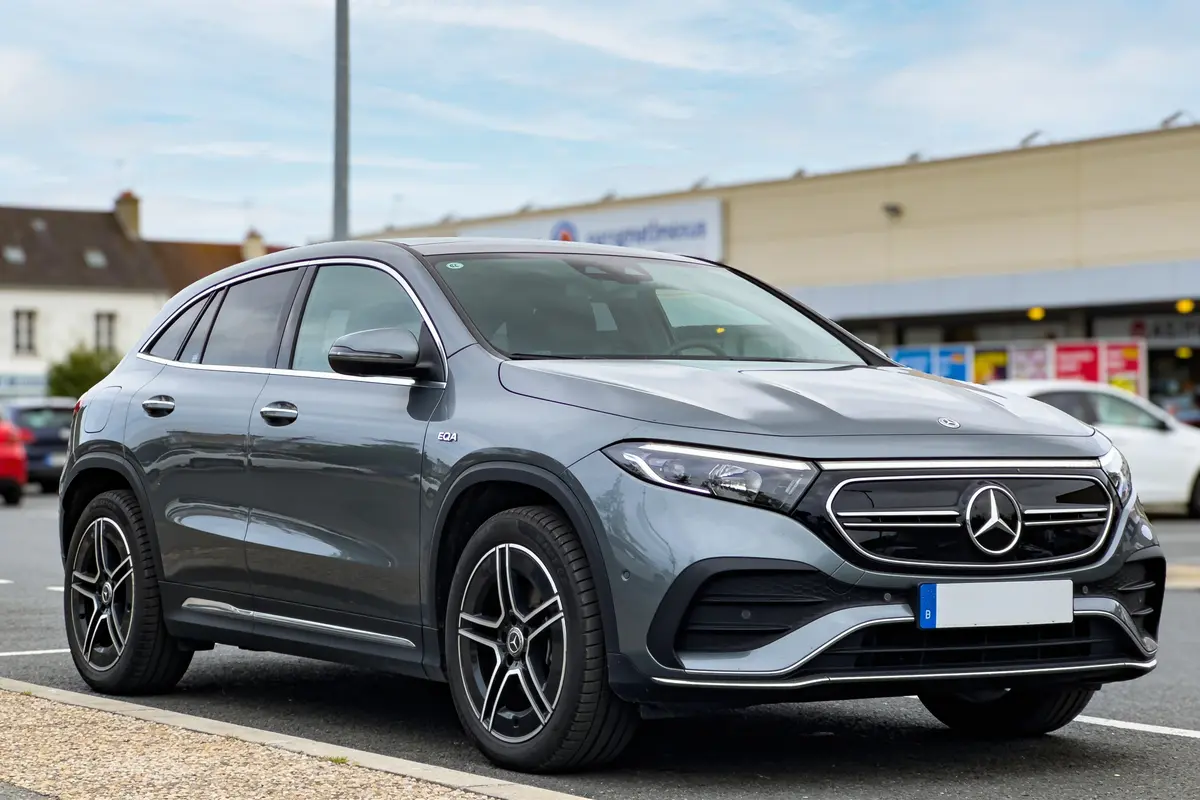 Découvrez le Mercedes EQA : Prix, Specs Et Essais Complets !