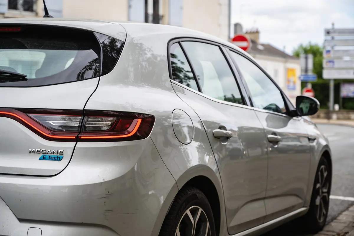 Renault Mégane E-Tech : Autonomie, Prix Et Offres Spéciales !